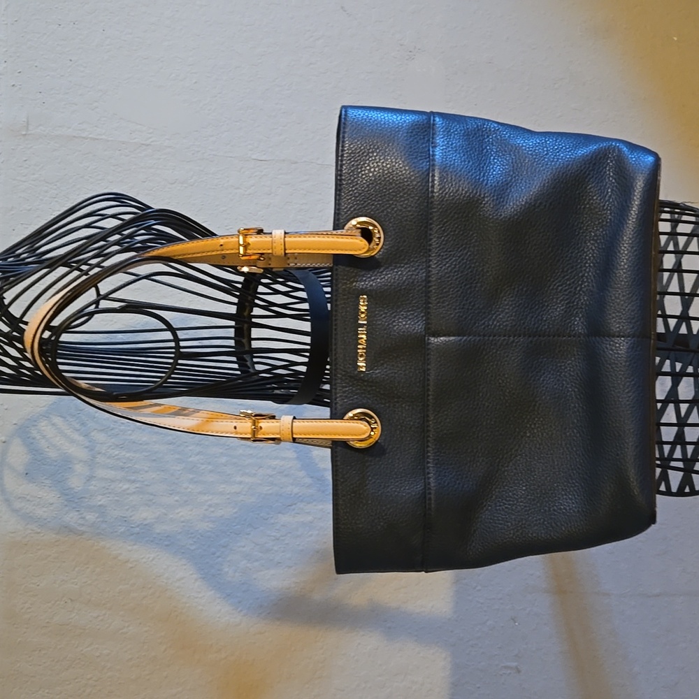 COPY - Beautiful dark blue tan MK Michael Kors leather purse handbag satchel
